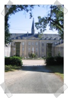 La cour dhonneur De l'Institut de Larnay